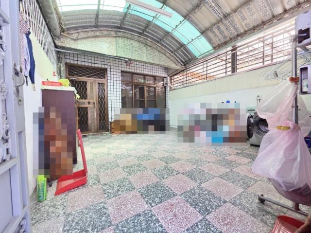 台南東區透天-1