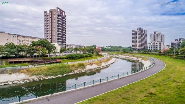 高雄楠梓大樓-1