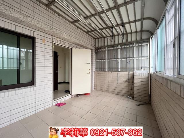 台南東區透天-12