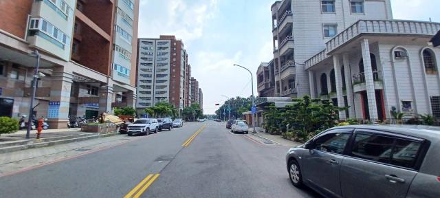 高雄岡山透天-1