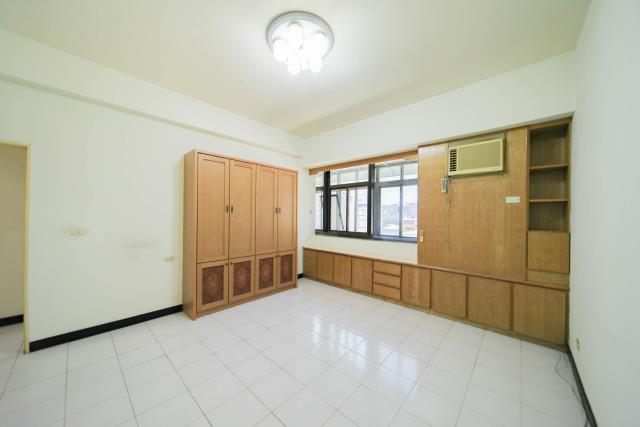 高雄三民區大樓-11