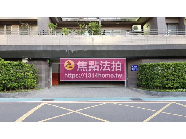 台北文山區法拍大樓-5