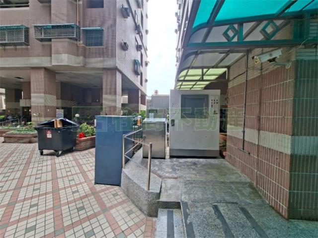 高雄三民區大樓-13