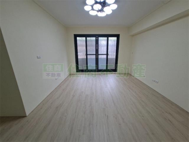 高雄三民區大樓-1