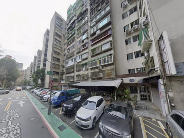 台北信義區法拍大樓-4