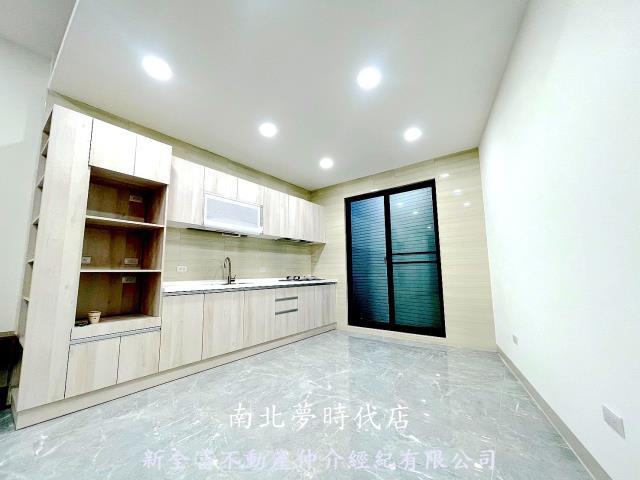 台南中西區透天-8