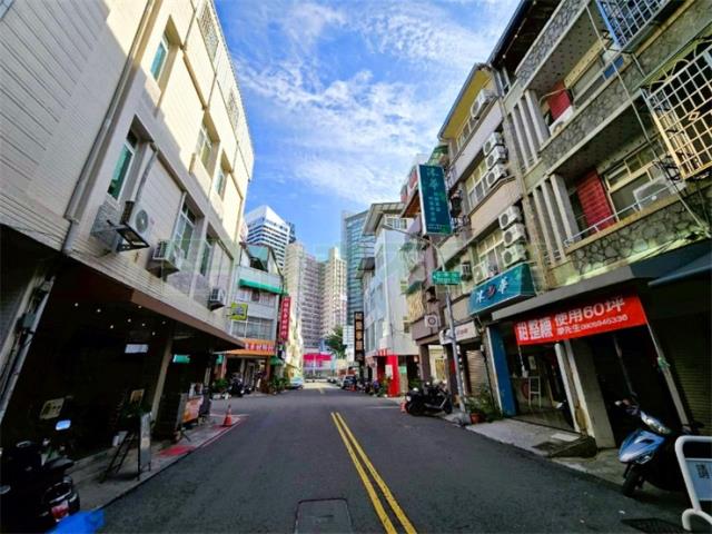 高雄苓雅透天-7